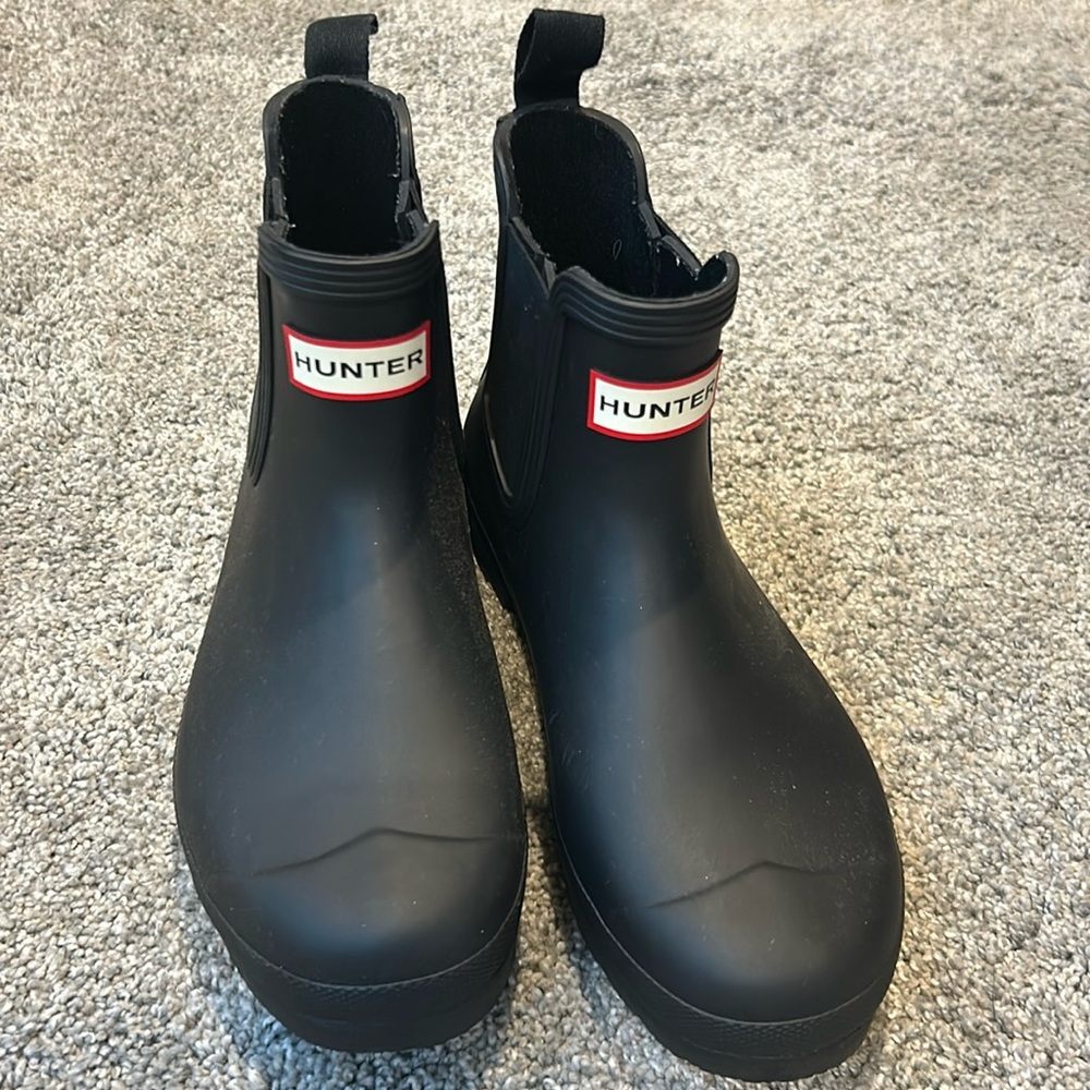 Hunter Chelsea rain boots